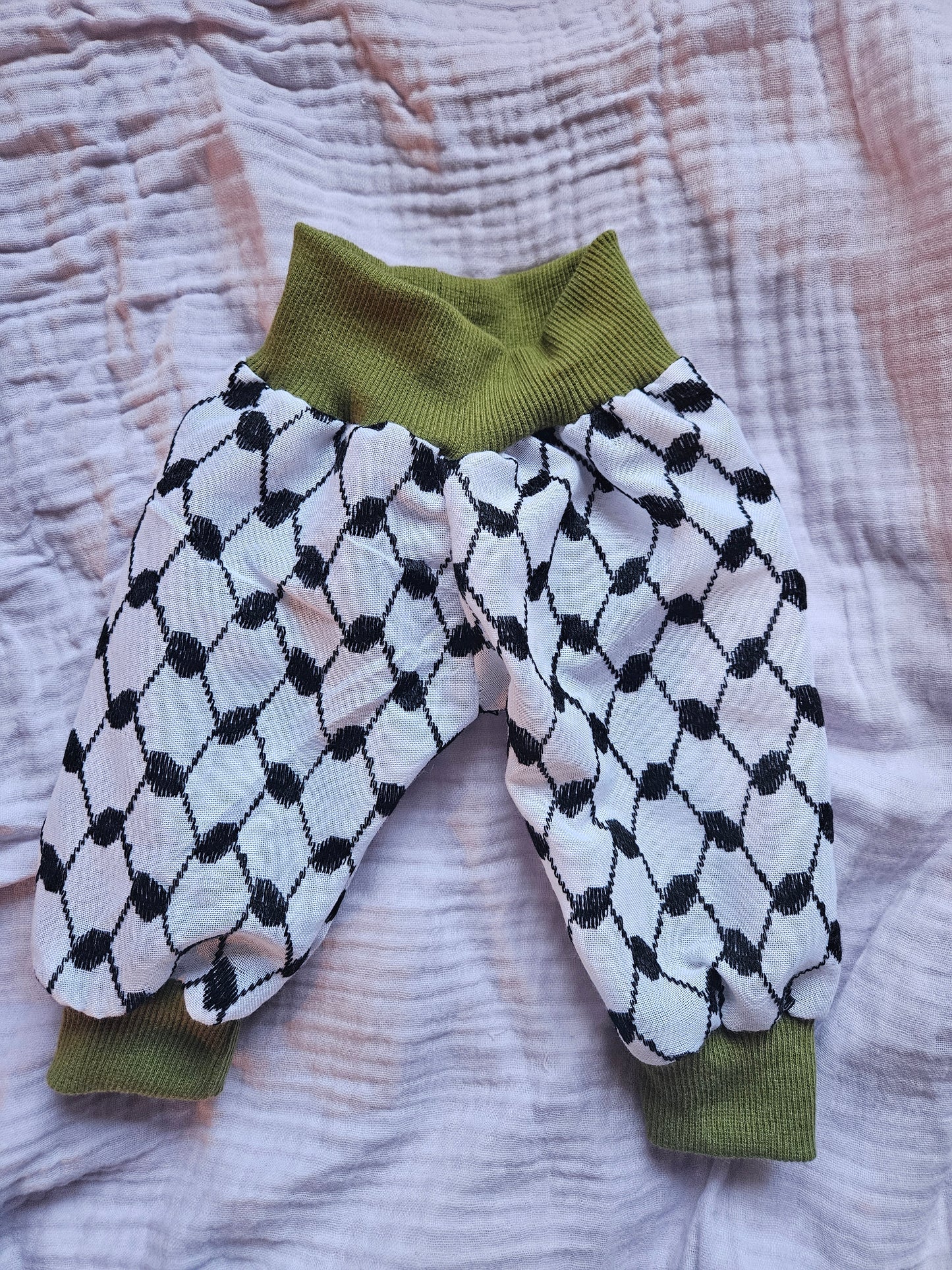 baby keffiyeh bloomers