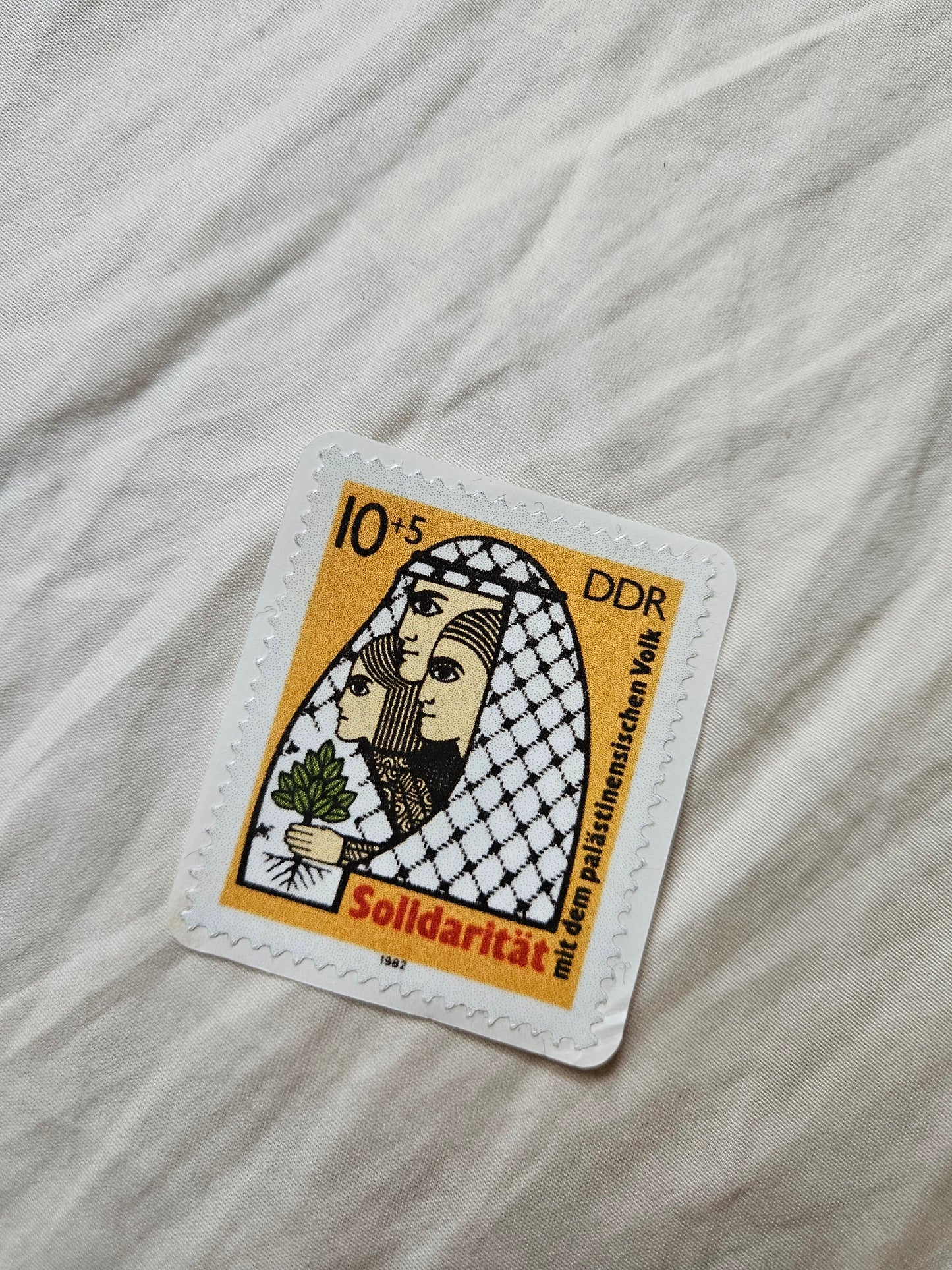 DDR Solidarität mit Palästina stamp sticker