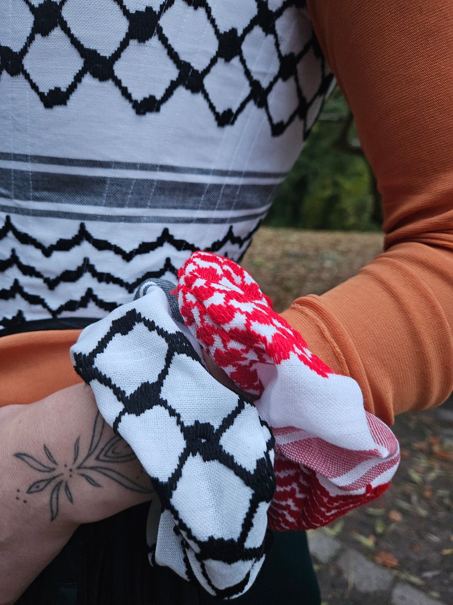 keffiyeh scrunchie