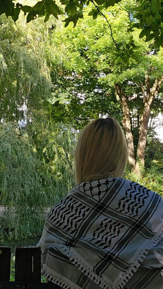 traditional keffiyeh